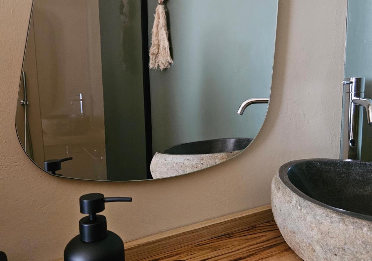 Rayuela Suites San Pantaleo Eksteriør bilde
