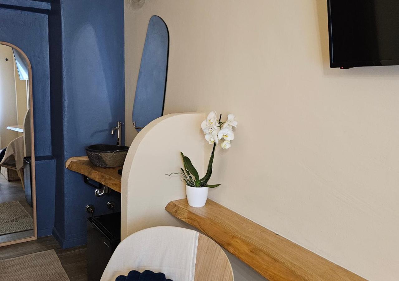 Rayuela Suites San Pantaleo Eksteriør bilde