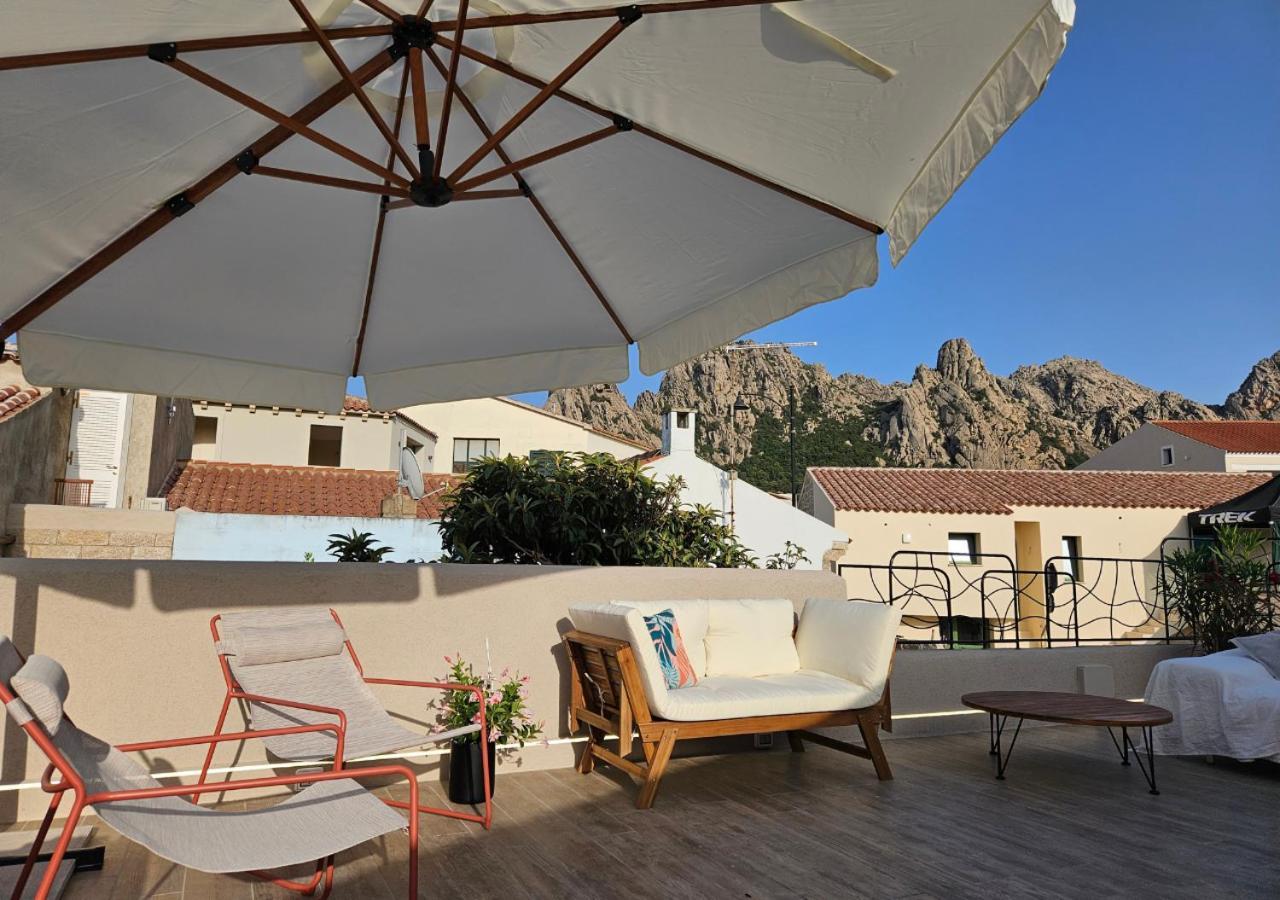 Rayuela Suites San Pantaleo Eksteriør bilde