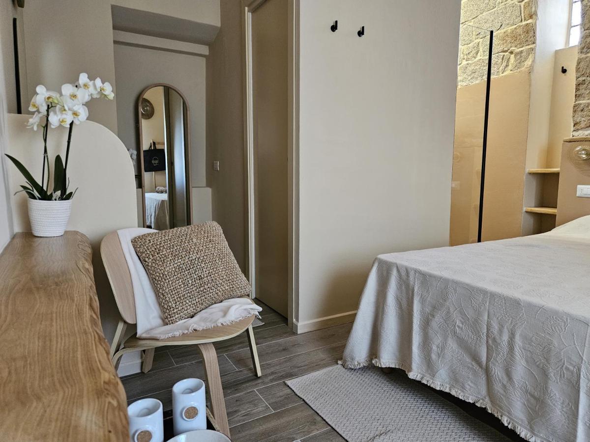Rayuela Suites San Pantaleo Eksteriør bilde