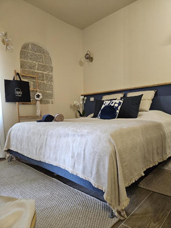 Rayuela Suites San Pantaleo Eksteriør bilde