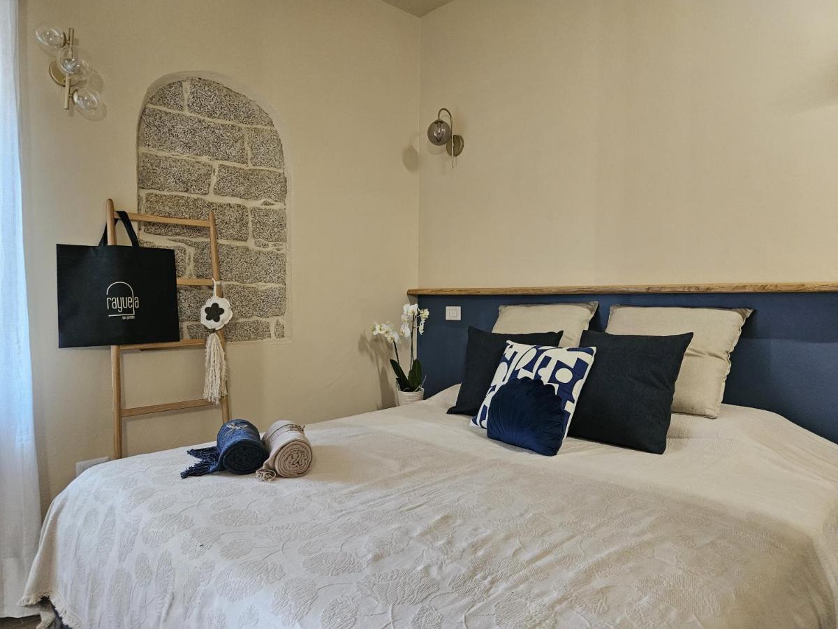 Rayuela Suites San Pantaleo Eksteriør bilde